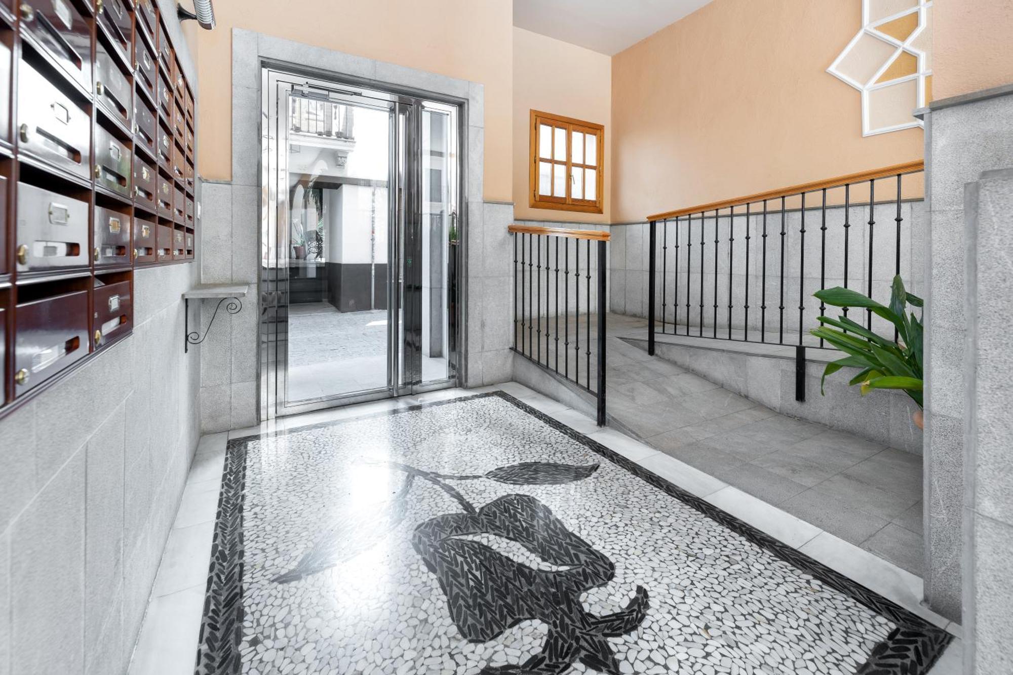 Apartamento Adultos Centro Nueva De La Virgen 2 Free Parking غرناطة المظهر الخارجي الصورة